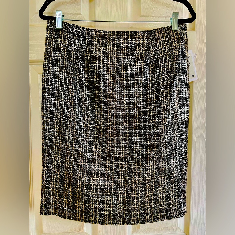 NWT Liz Claiborne Metallic Silver Grey Skirt - 10